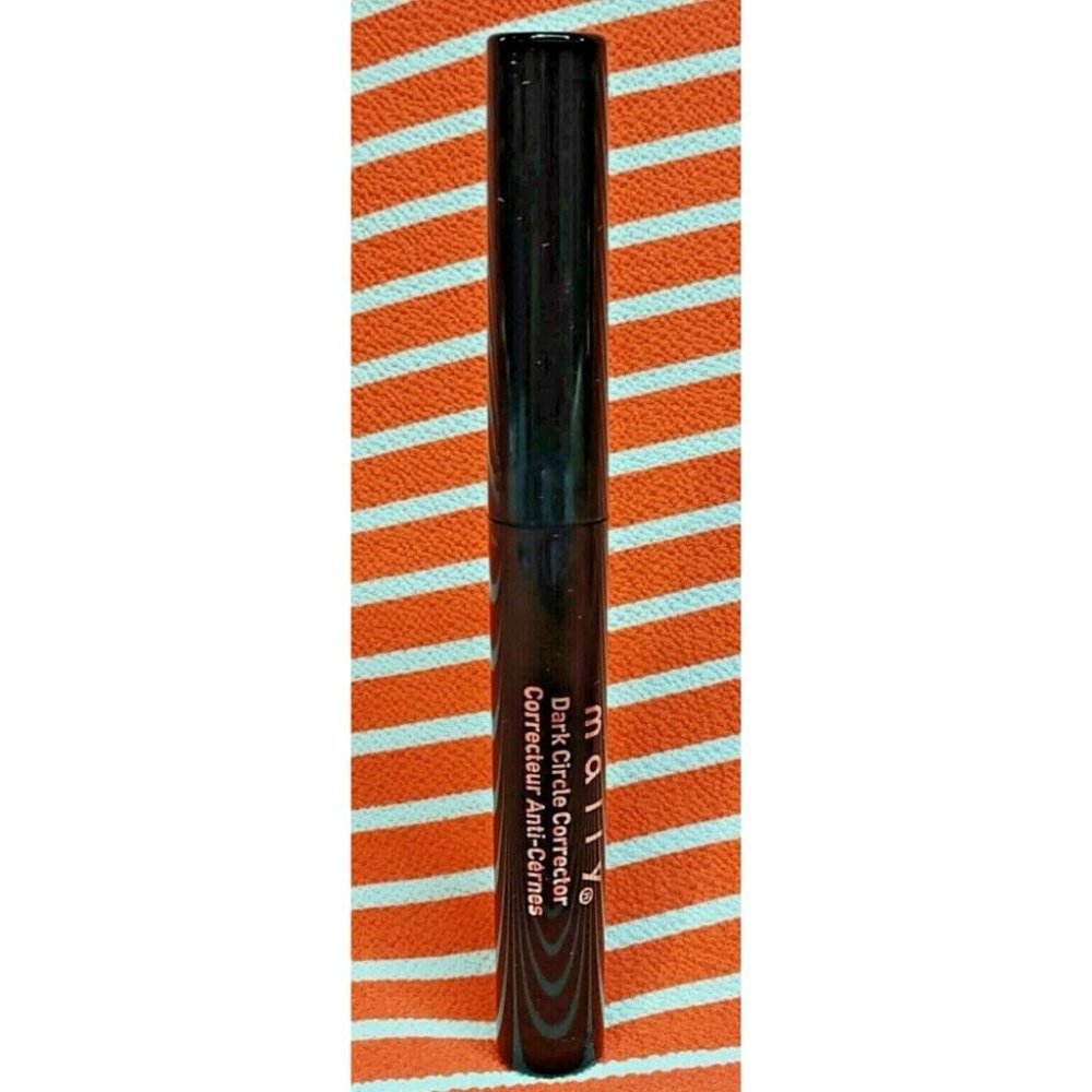 Mally DARK CIRCLE CORRECTOR Undereye Circles Brightens Eye LIGHTER 0.08oz NEW!!!